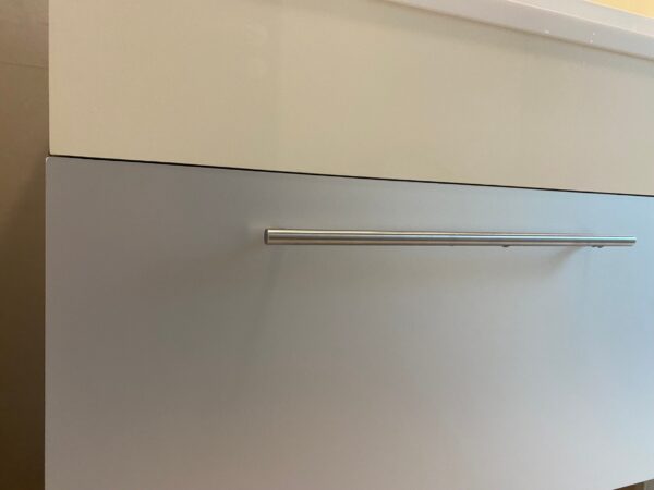 สติ๊กเกอร์สีเงินด้าน IT-P402-1 Metallic Sheet Matte Silver กว้าง 100 ซม