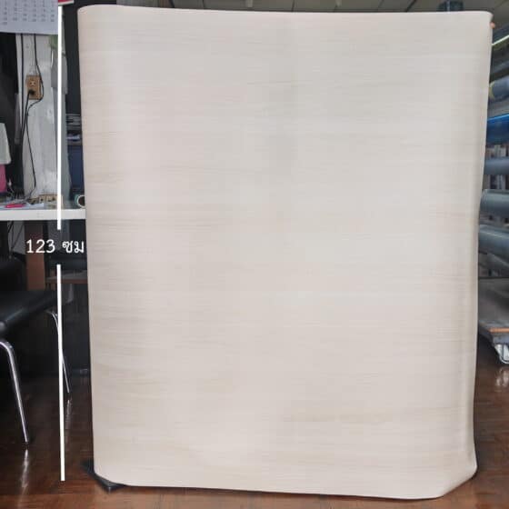 ลายไม้อัดสีอ่อน IT419 กว้าง123ซม ความยาวเมตรละ - Image 2